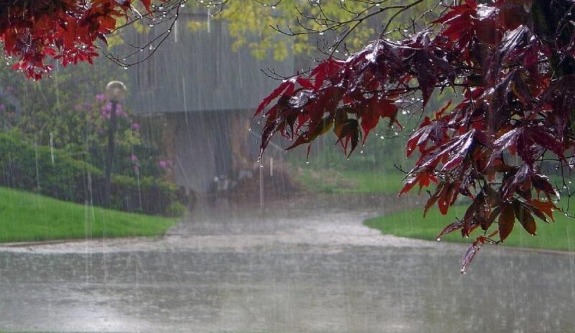 رگبار باران و رعدوبرق در مناطق مختلف کشور